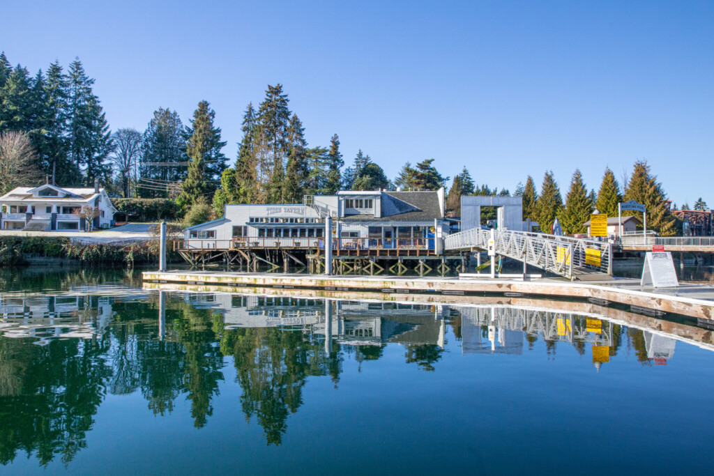 Tides-Tavern-from-Dock-IMG_0562-3-2048x1365